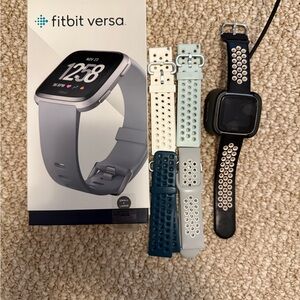Fitbit Versa Smartwatch with Interchangeable Bands